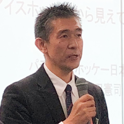 信田 憲司講師の写真